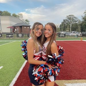 Meet your Posher, Saylor